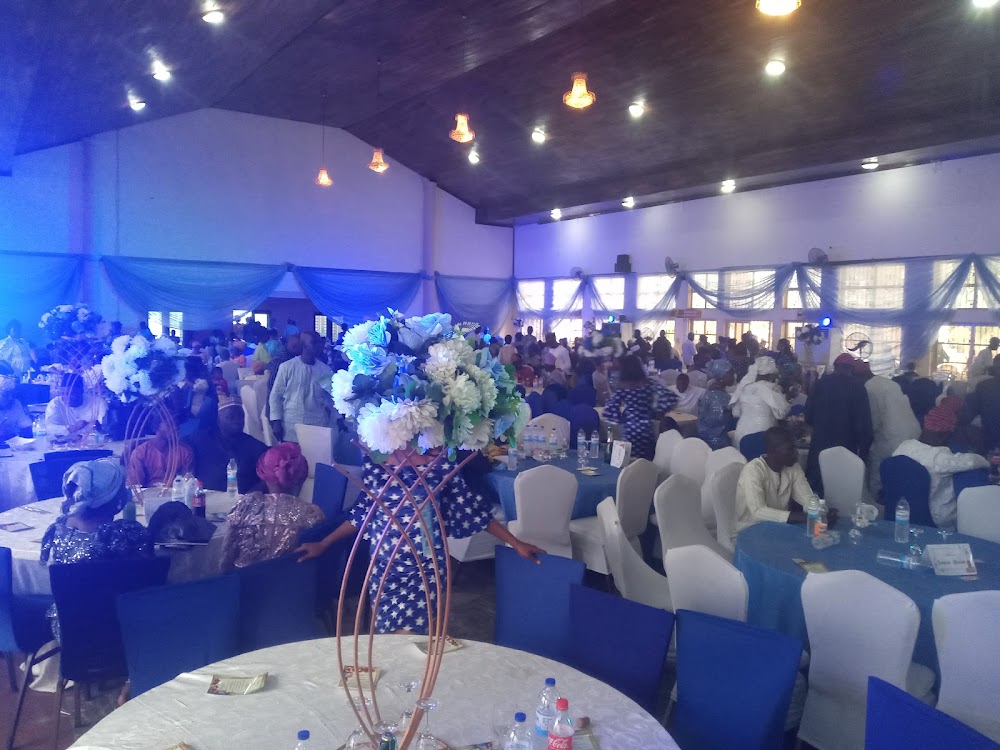 Bisrod Mega Hall GRA Off Igbeba Road photo 4